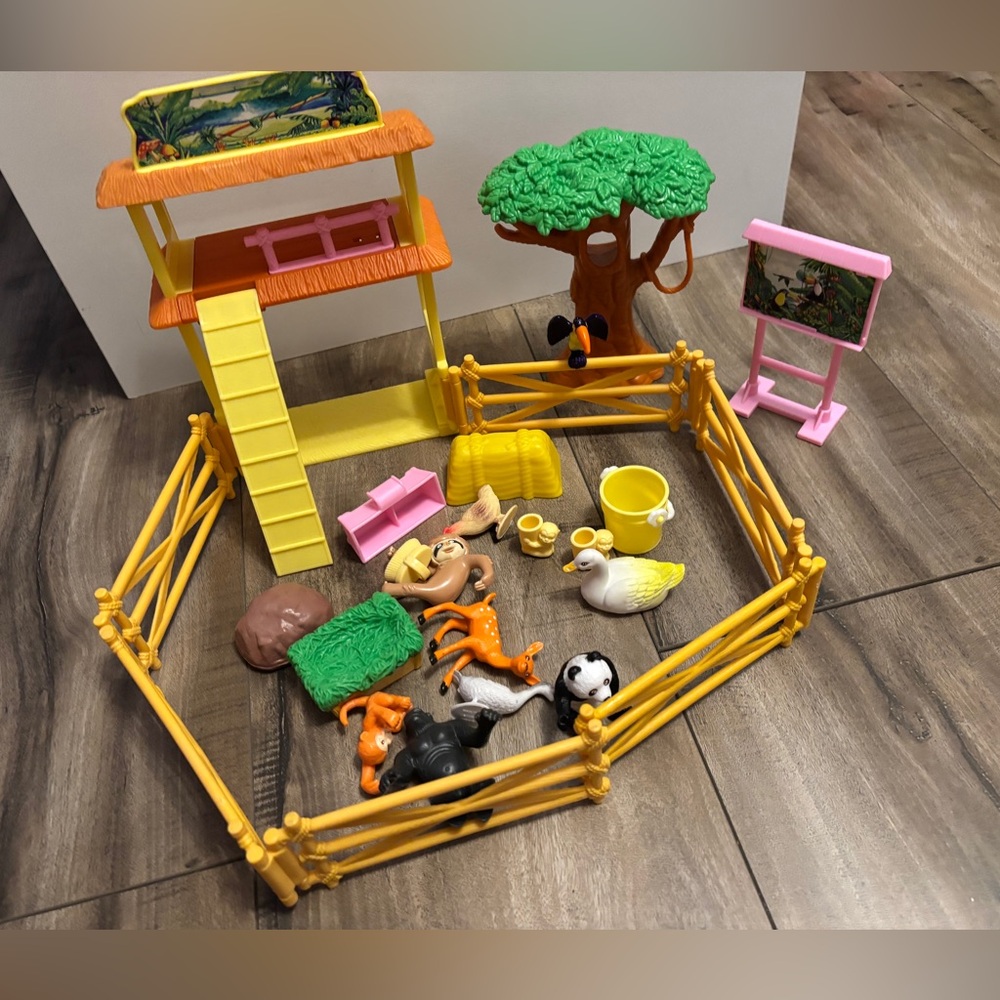 Vintage Kelly Petting Zoo